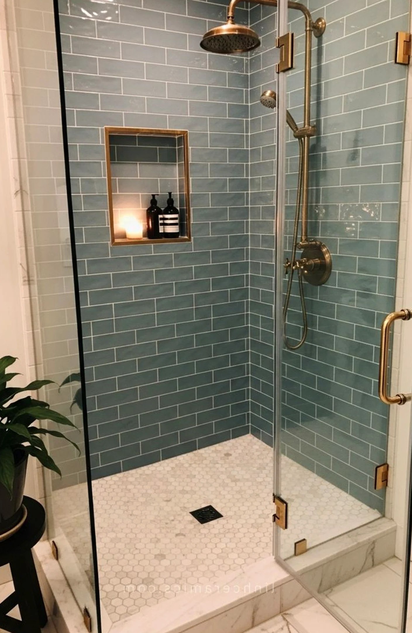Graceful tile detail brings warmth to the entry, creating a mood that feels warm without clutter.