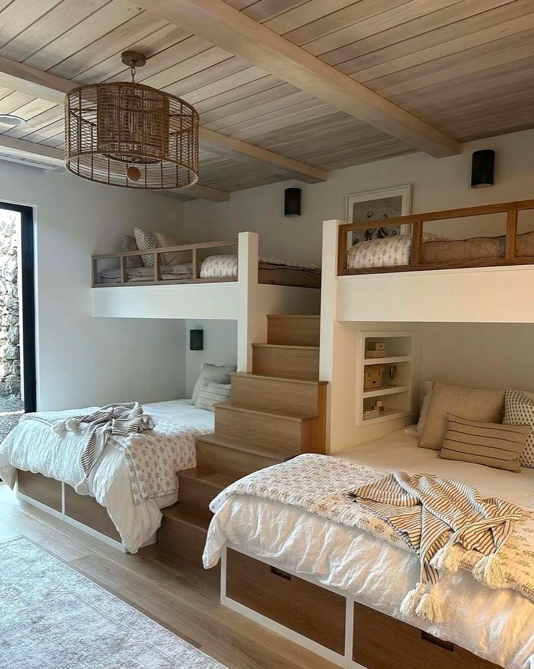Compact shower wall introduces light into the sitting area, keeping the atmosphere settled and welcoming.