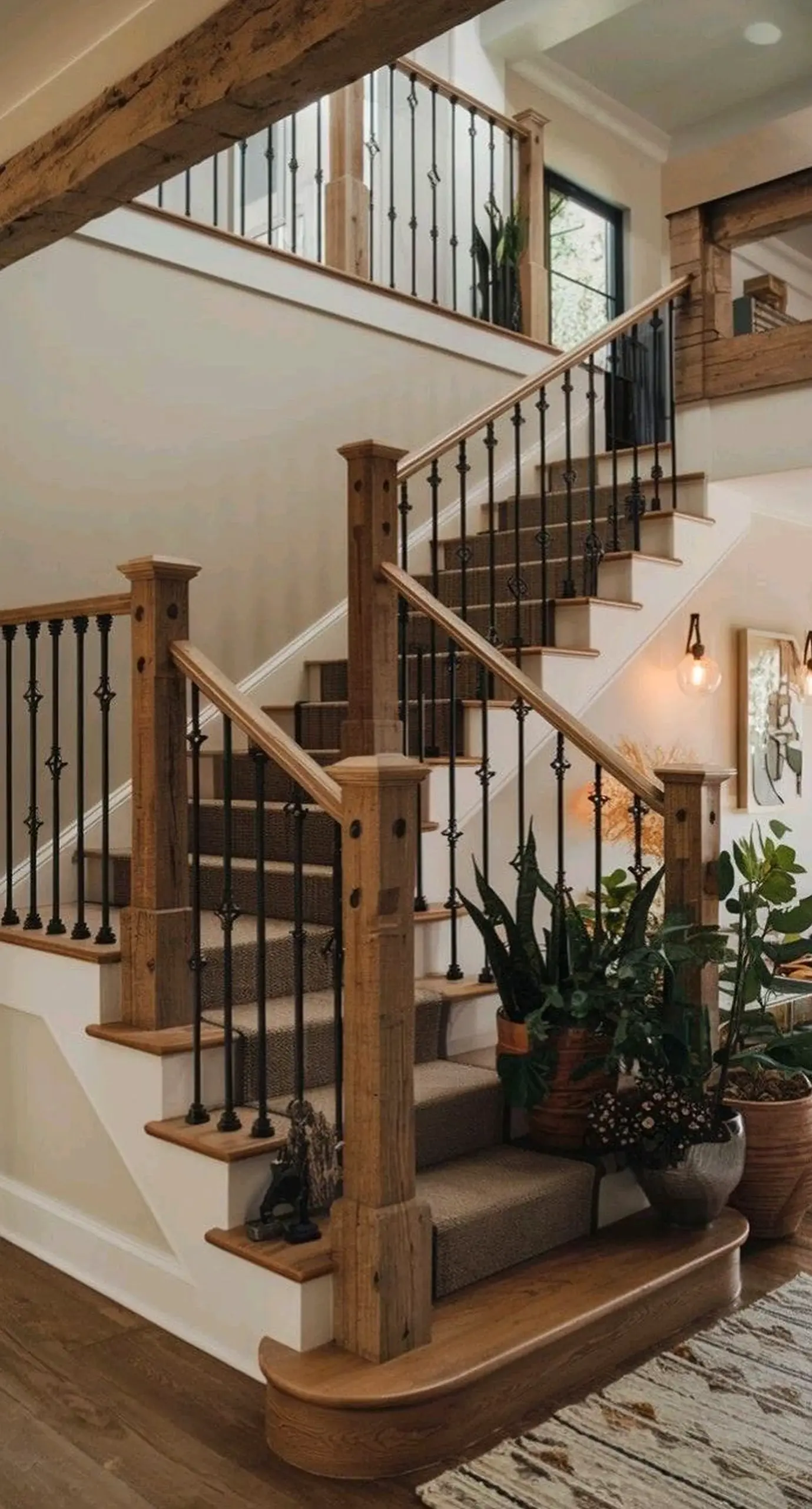 Sculptural garden seating adds order across the entry, giving the decor a finish that feels warm without clutter.