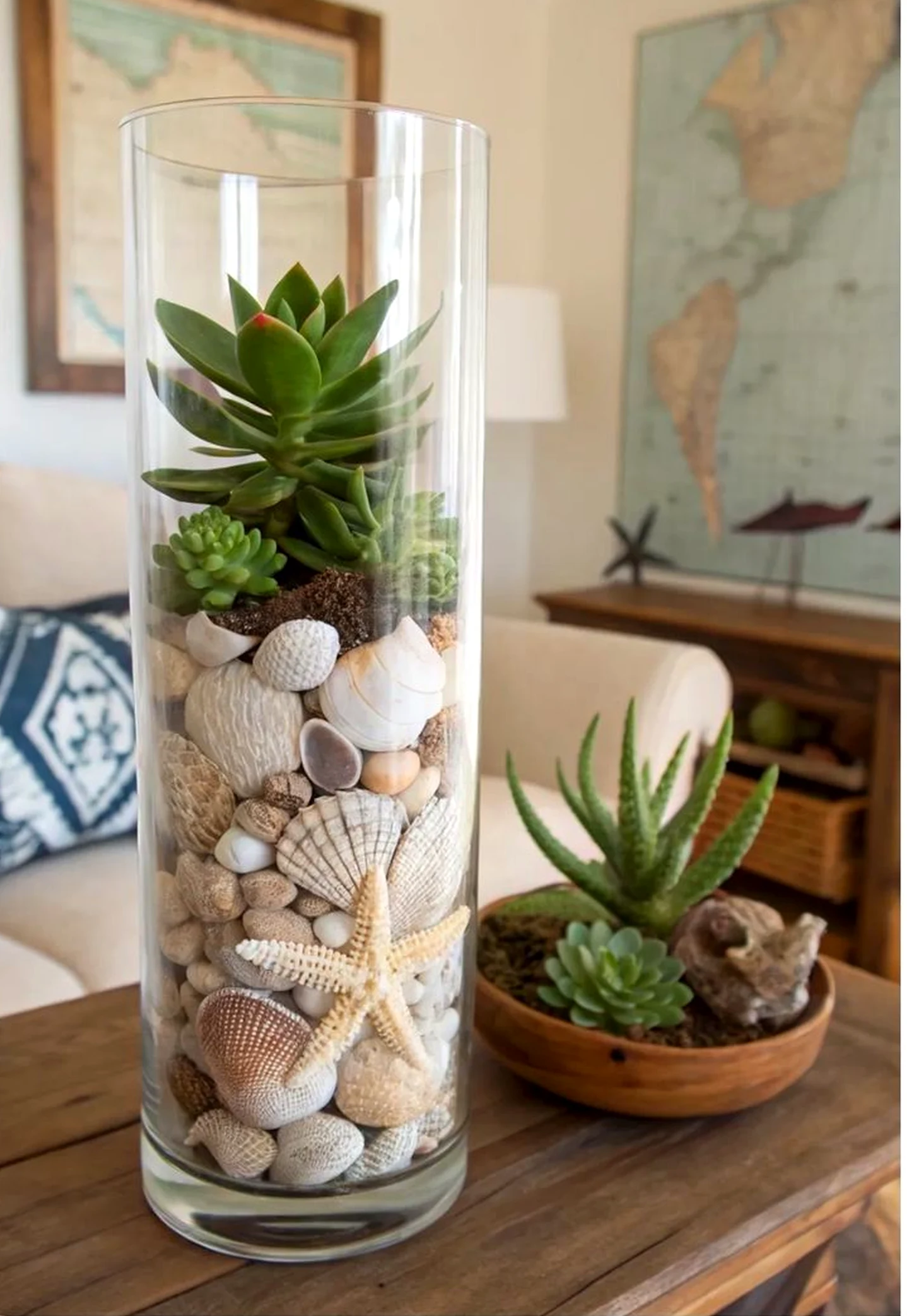 Polished vase display adds detail across the table, giving the decor a finish that feels quietly finished.