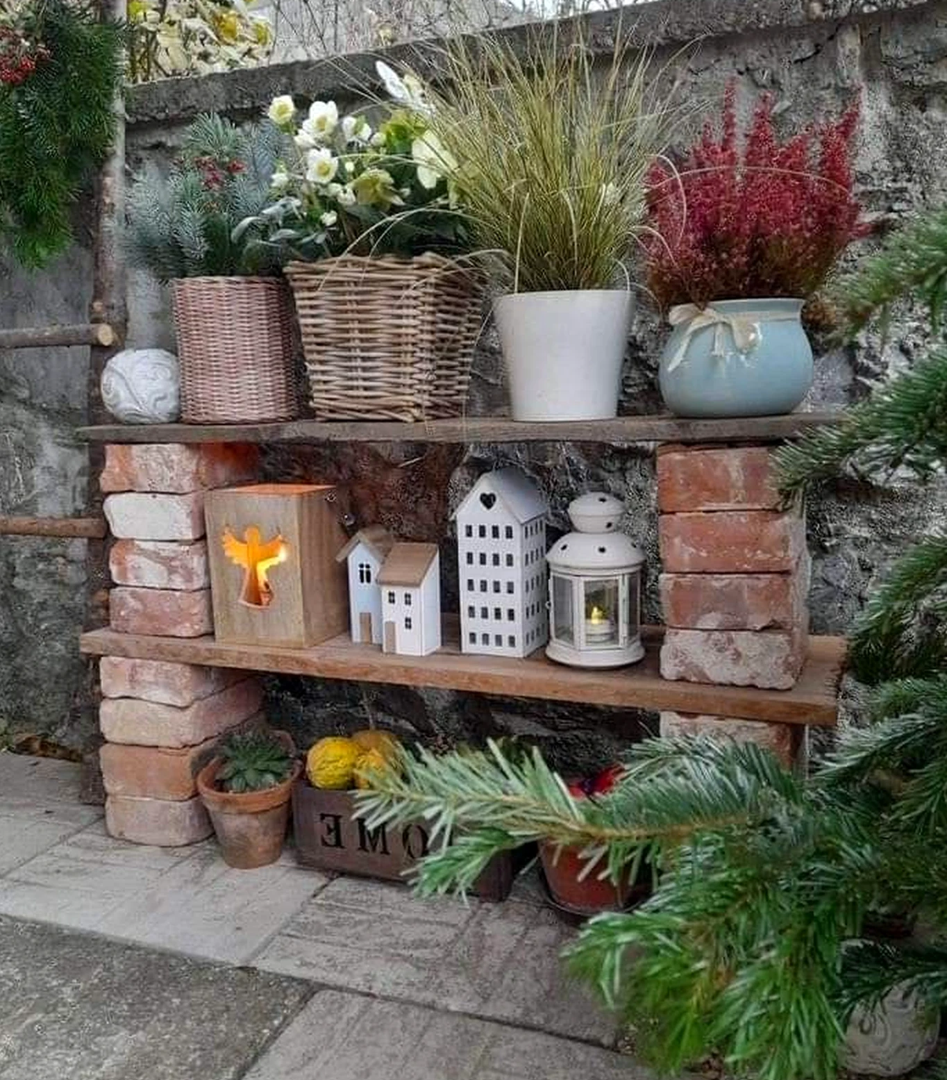 Soft garden seating adds freshness across the outdoor space, giving the decor a finish that feels warm without clutter.