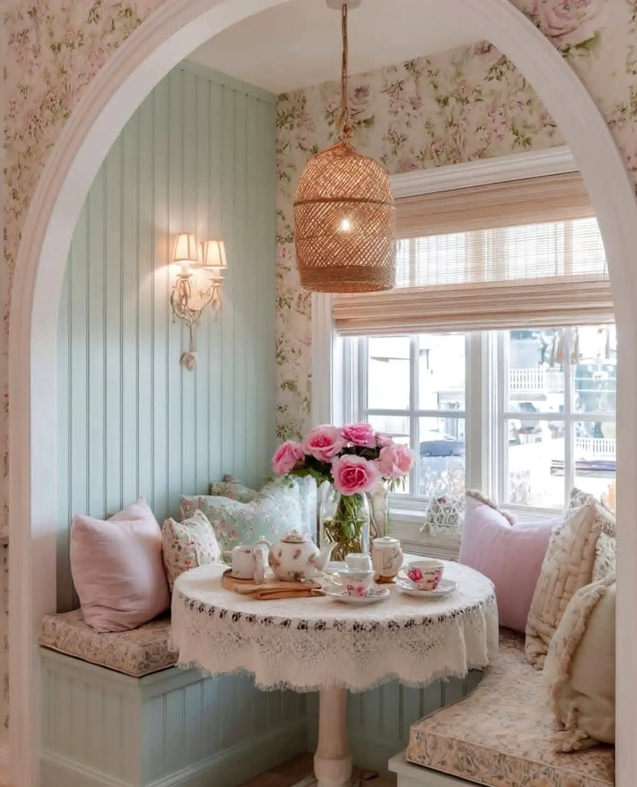 Open bedside layer adds a clear layer of character, helping the wall feel warm without clutter.